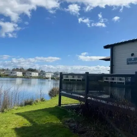 Lakeside Location, Sleeps 8, 3 Bedrooms, Fully Glazed Wrap Around Decking, Haven Lakeland, District Flookburgh